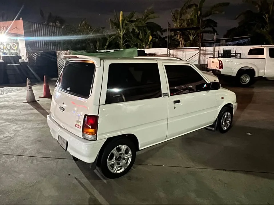 1994 Daihatsu Mira L200 2