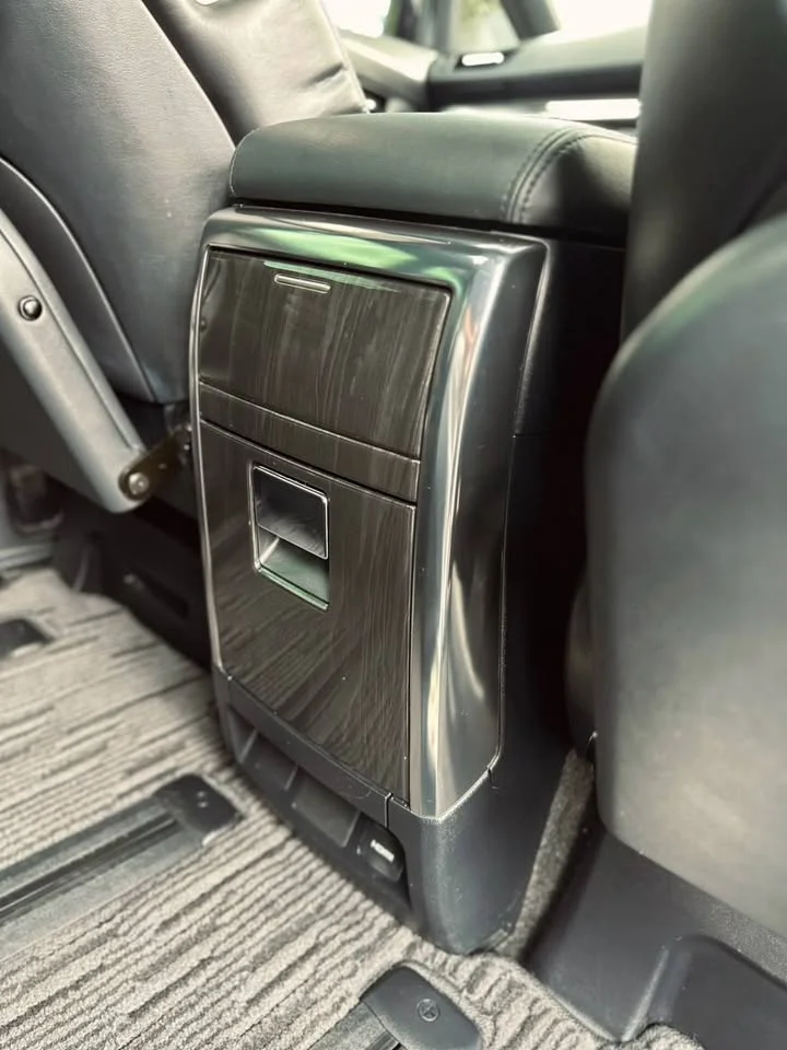 2021 Lexus LM I 3