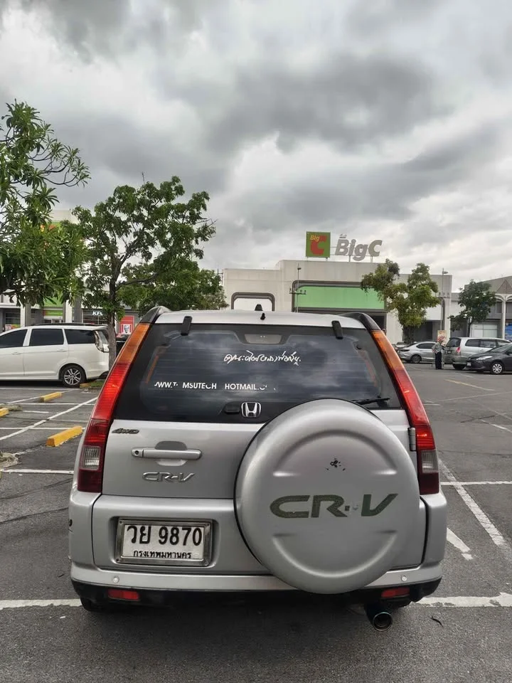 2004 Honda CR-V II 2