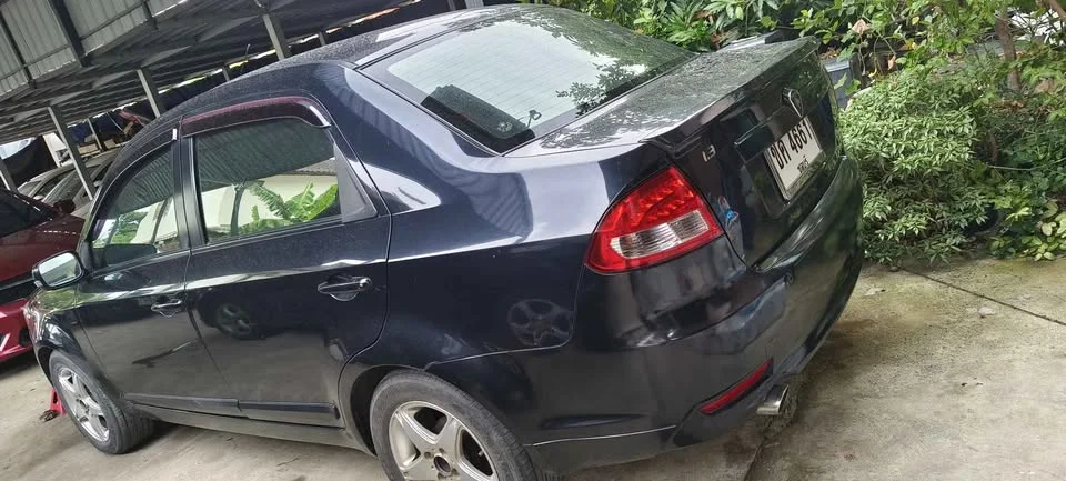 Proton Saga II 3