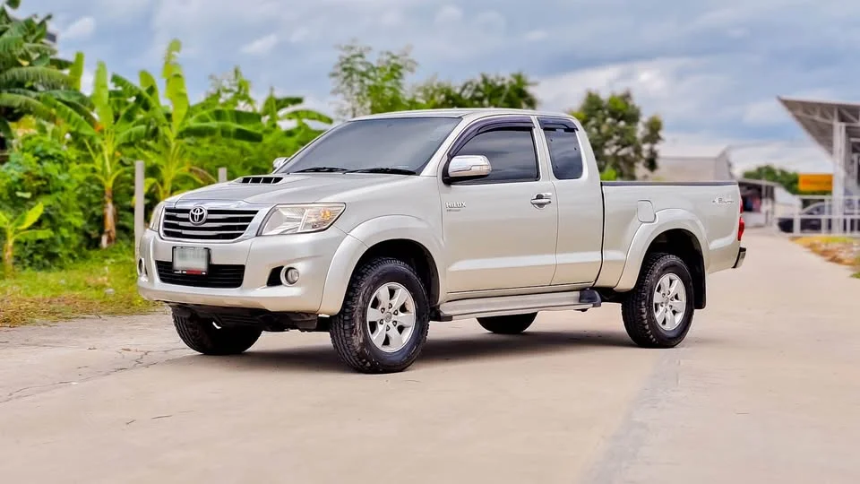 2013 Toyota Hilux VII 2