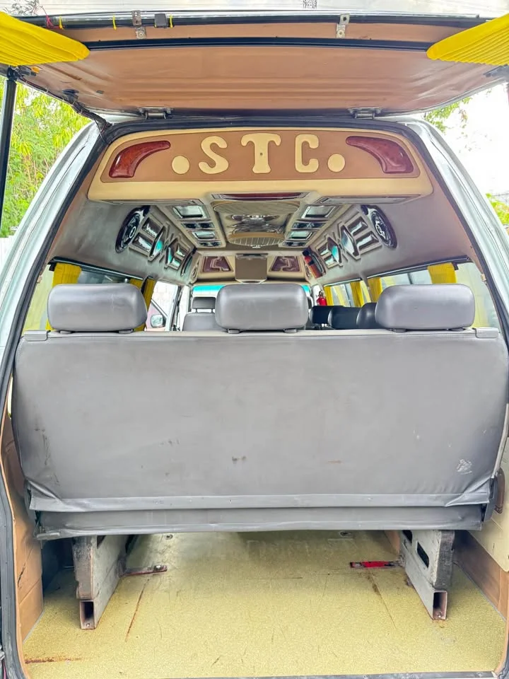 2003 Toyota Commuter IV (H100) 3