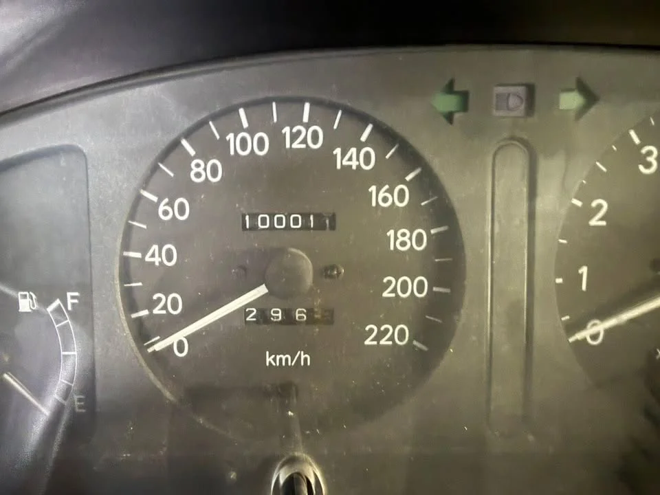 Toyota Corolla Altis VIII (E110) 2