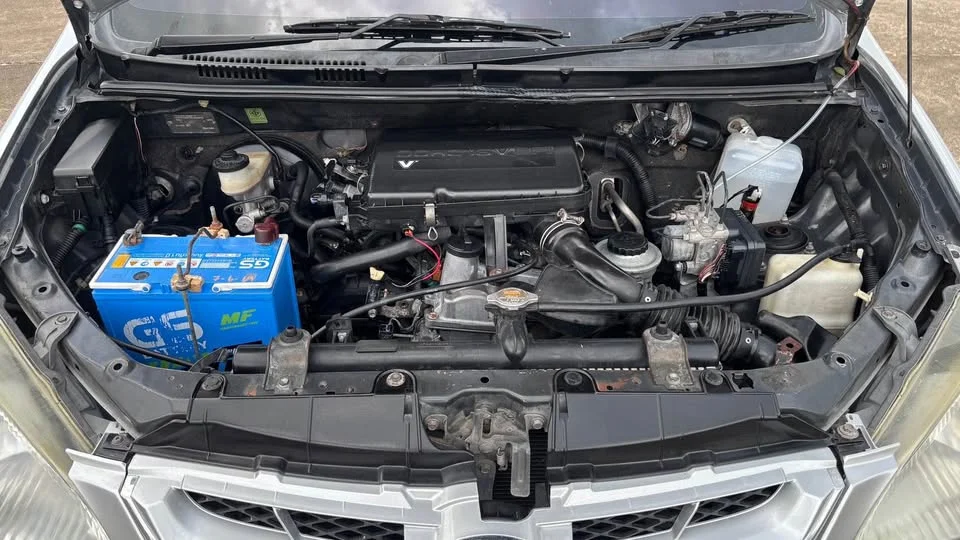 2010 Toyota Avanza I 2