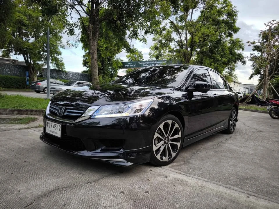 2015 Honda Accord IX 2