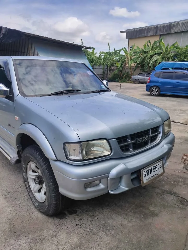 2001 Isuzu Faster Dragon Eyes III 2