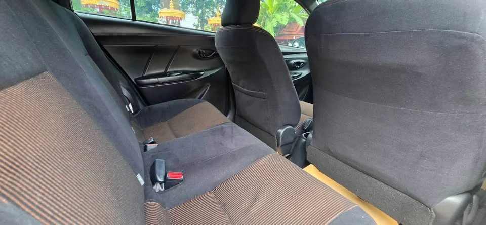 2015 Toyota Yaris III 2
