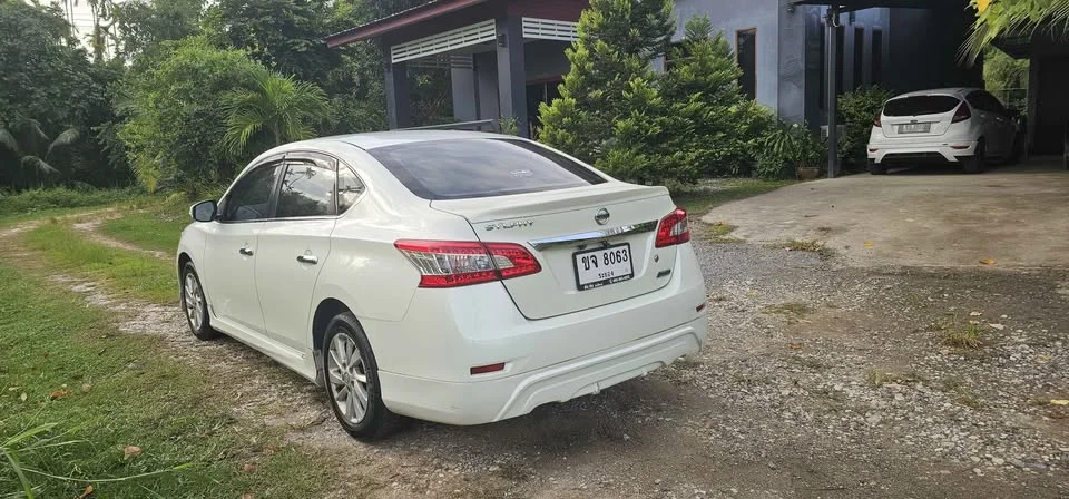 2012 Nissan Sylphy III (B17) 2