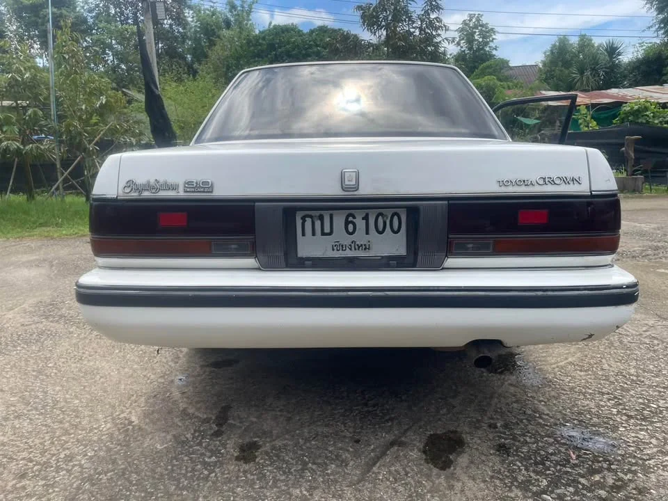 1991 Toyota Crown VIII (S130) 3