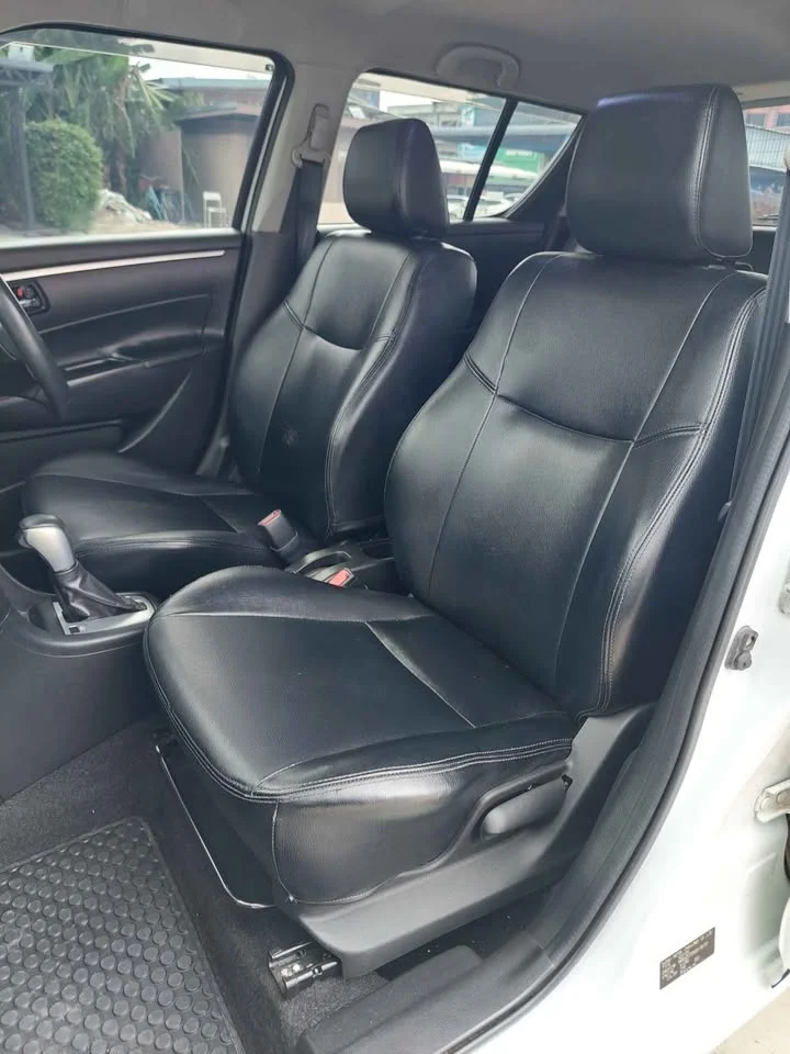 2013 Suzuki Swift II 2