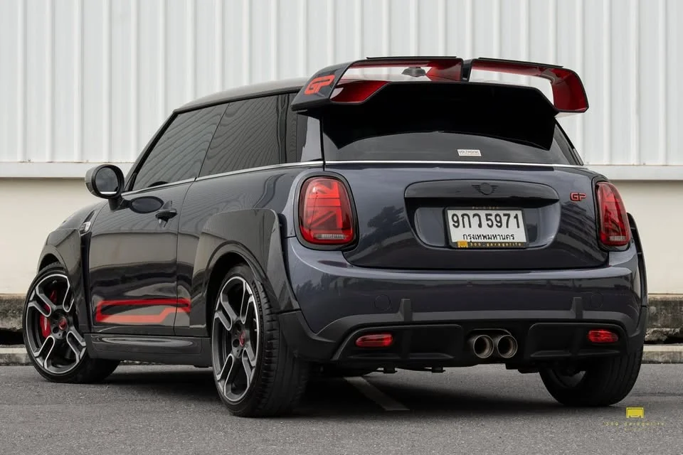 2020 Mini Hatch  III 2