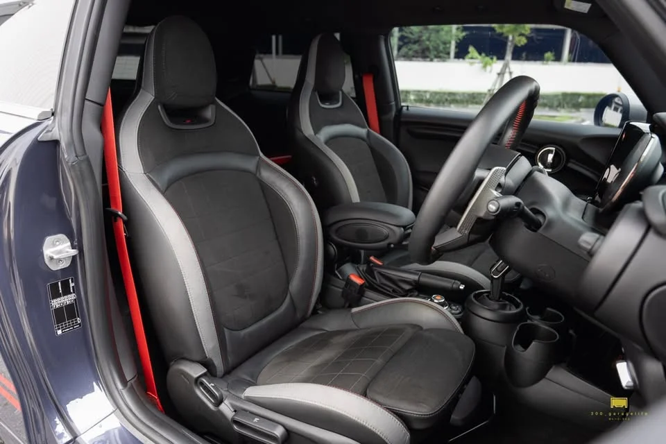 2020 Mini Hatch  III 3