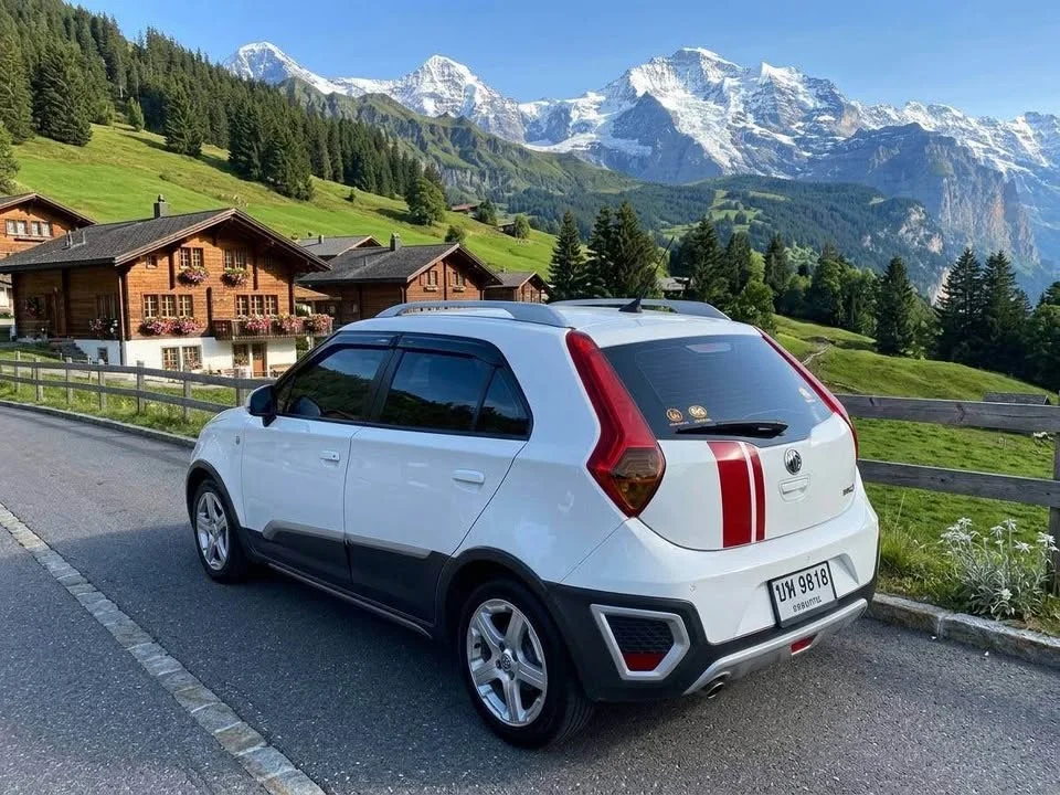 2017 MG 3 II 3