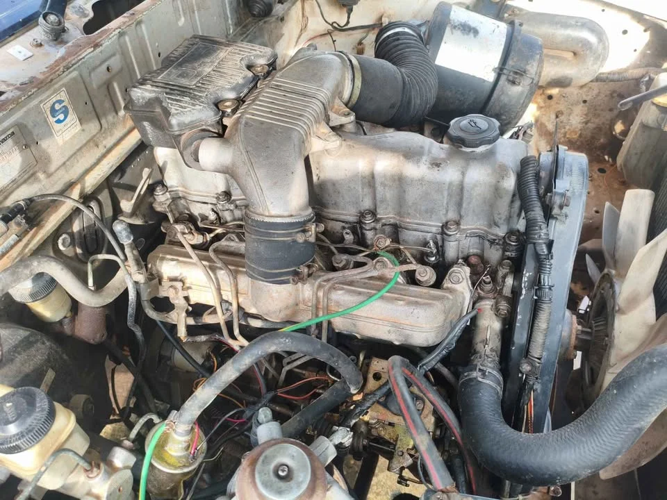 2002 Mazda 2500 Fighter V 2