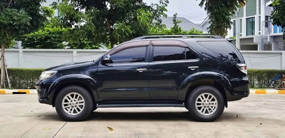 2013 Toyota Fortuner I 2