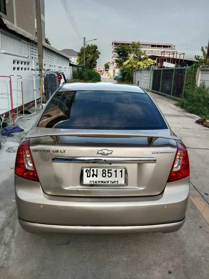 2005 Chevrolet Optra 3