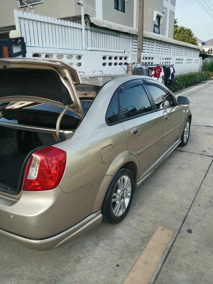 2005 Chevrolet Optra 2