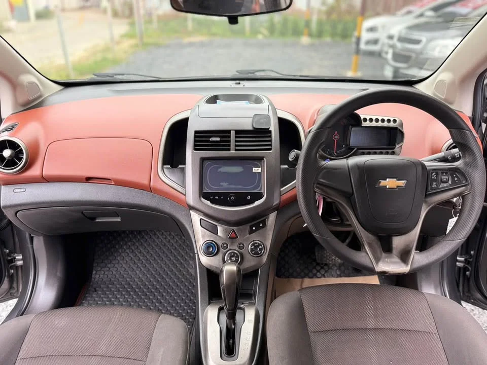 2015 Chevrolet Sonic 3