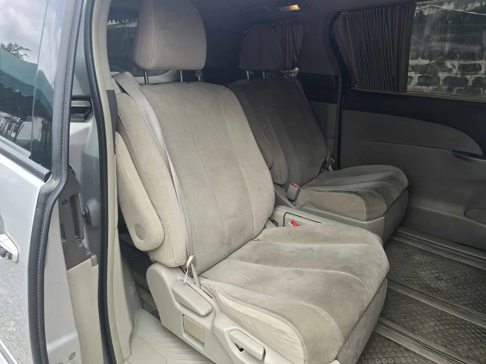 2011 Toyota Estima III 3