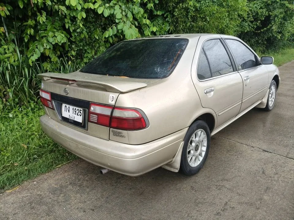 2015 Nissan Sunny IV 2