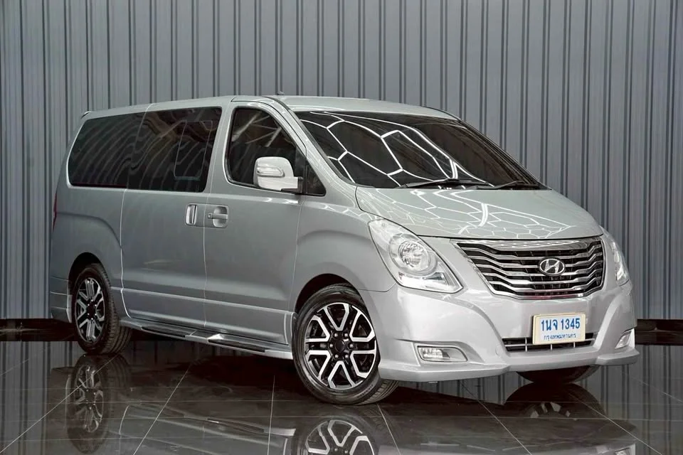 2012 Hyundai H-1 II 2