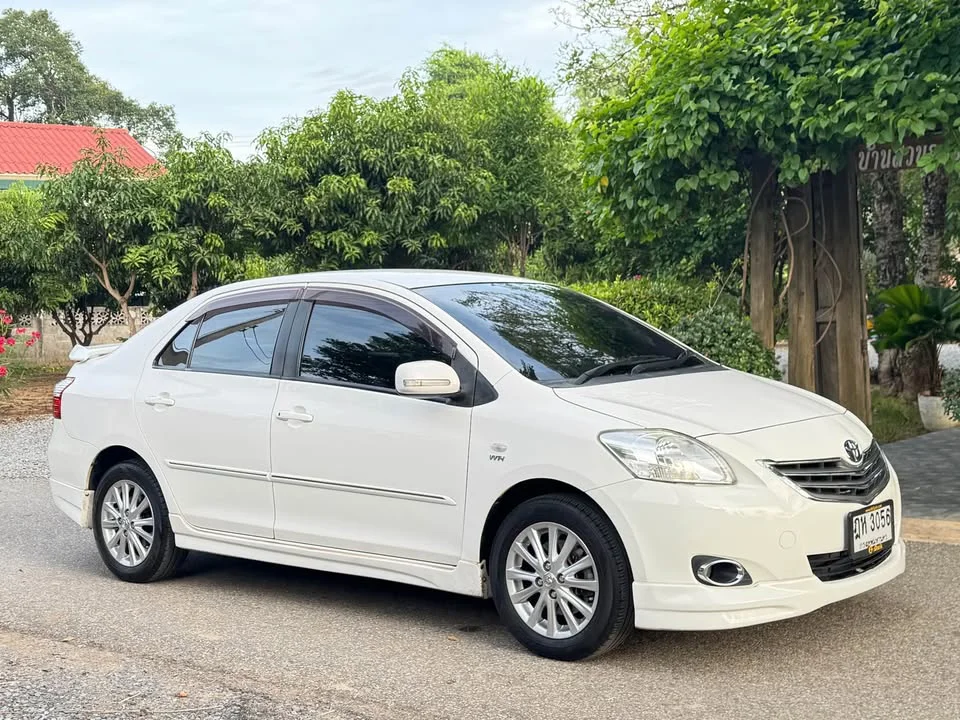 2010 Toyota Vios II 2