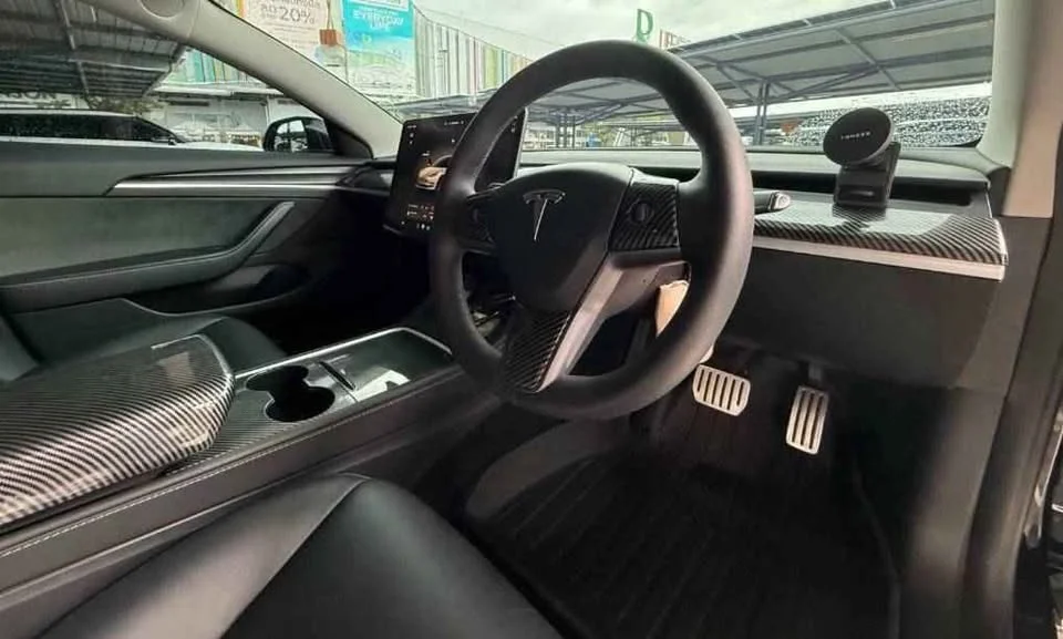 2024 Tesla Model 3 3