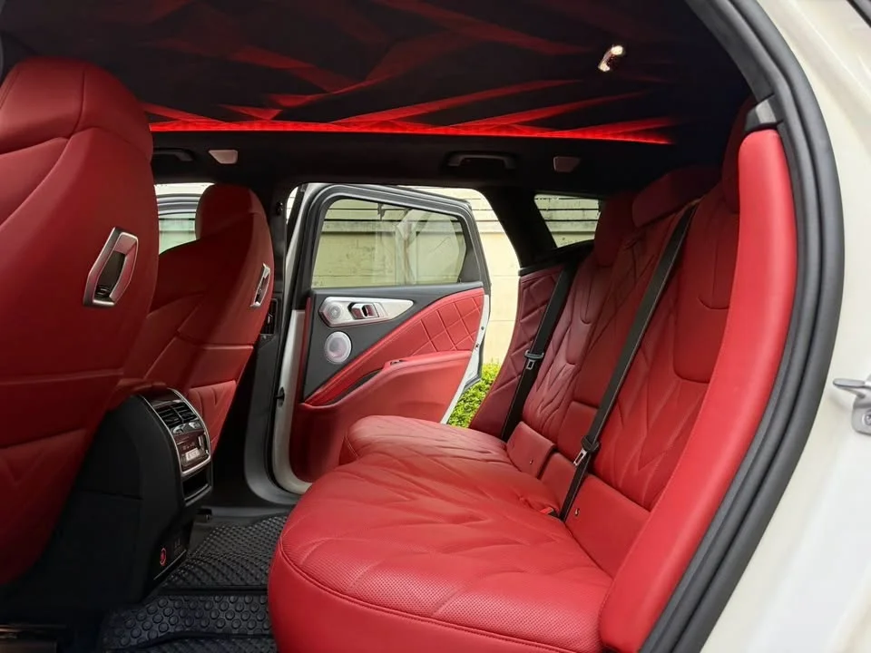 2024 BMW XM G09 3