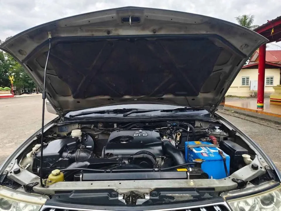 2009 Mitsubishi Triton IV 3