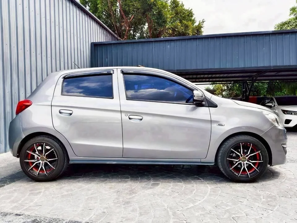 2017 Mitsubishi Mirage VI 3