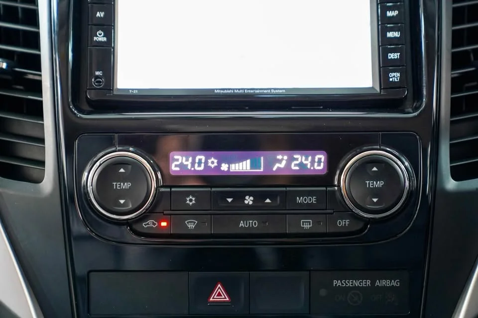2018 Mitsubishi Pajero Sport III 2