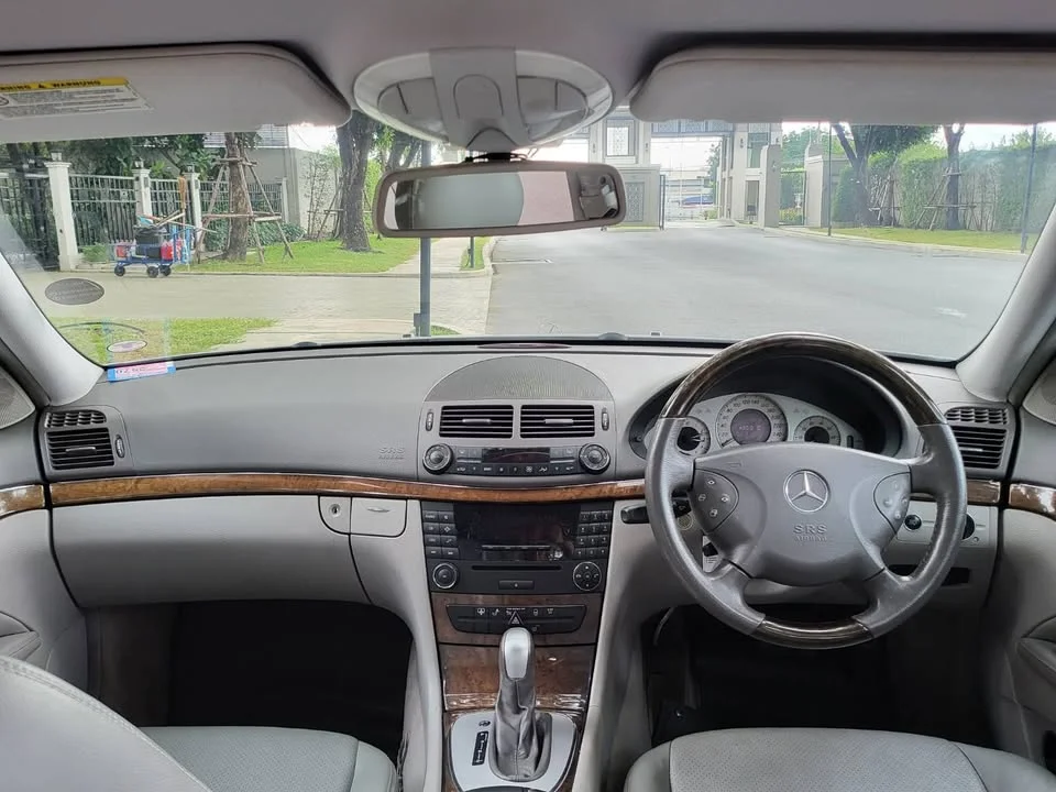 2004 Benz E-Class W211 2