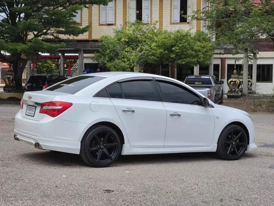 2011 Chevrolet Cruze I 3