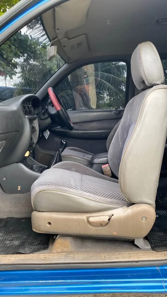 2003 Mazda 2500 Fighter V 3