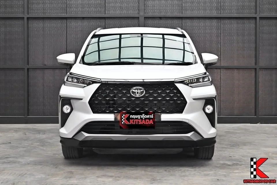 2022 Toyota Veloz III 2