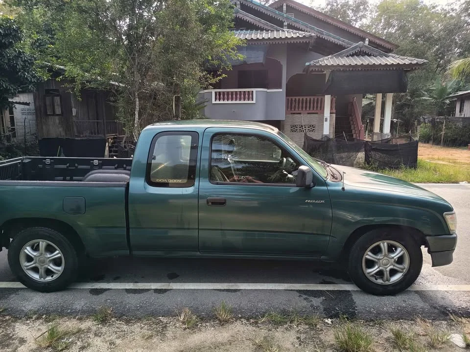 1998 Toyota Hilux Tiger VI 2