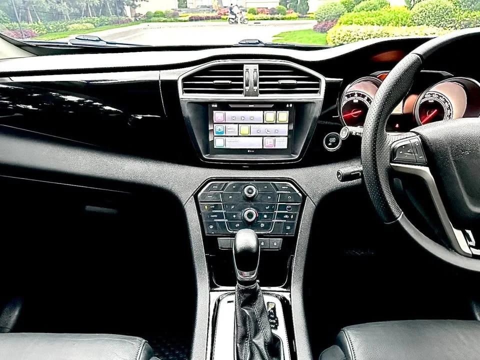 2016 MG GS 3