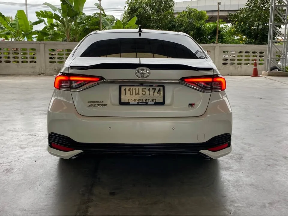 2020 Toyota Corolla Altis XII (E210) 3