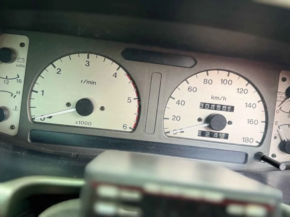 2002 Isuzu Faster Dragon Eyes III 2