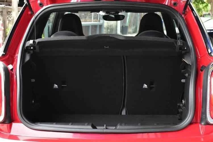 2018 Mini Hatch  III 3