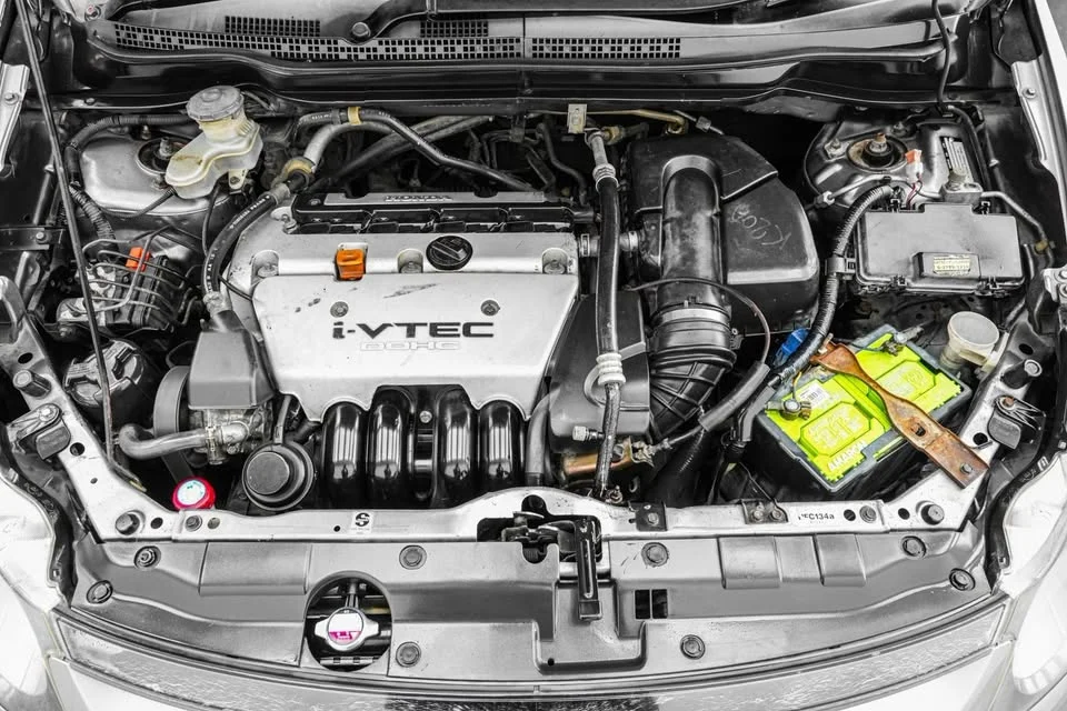 2005 Honda Stream I 3