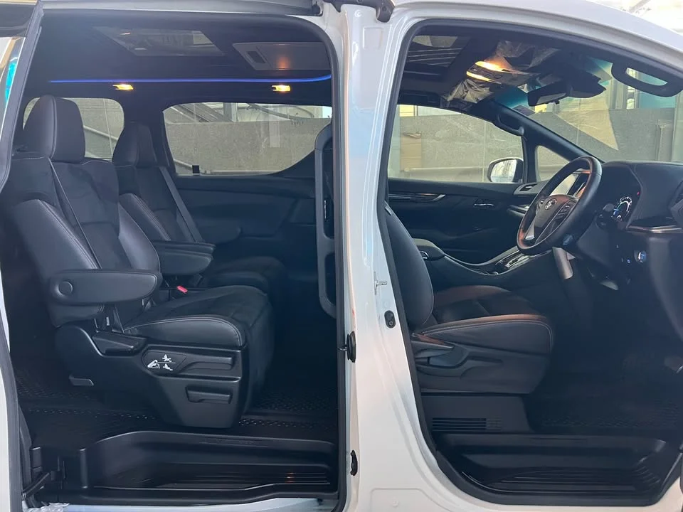 2023 Toyota Alphard, Vellfire III (AH30) 3