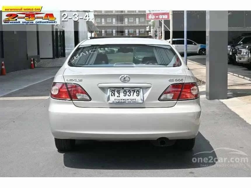2002 Lexus ES IV 3