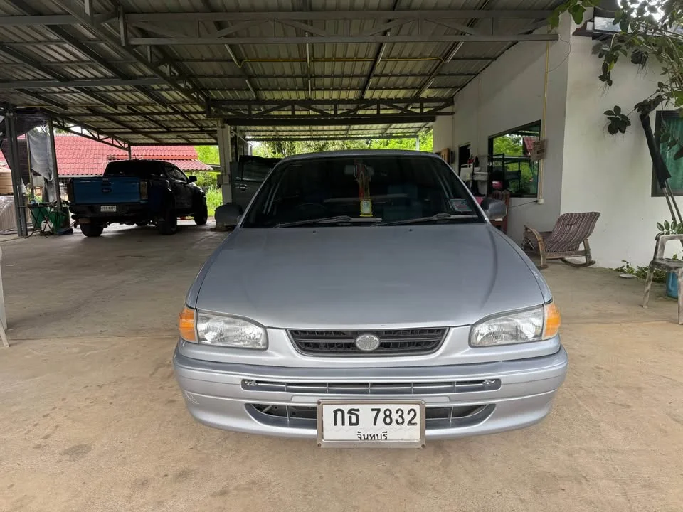 1996 Toyota Corolla Altis VIII (E110) 3