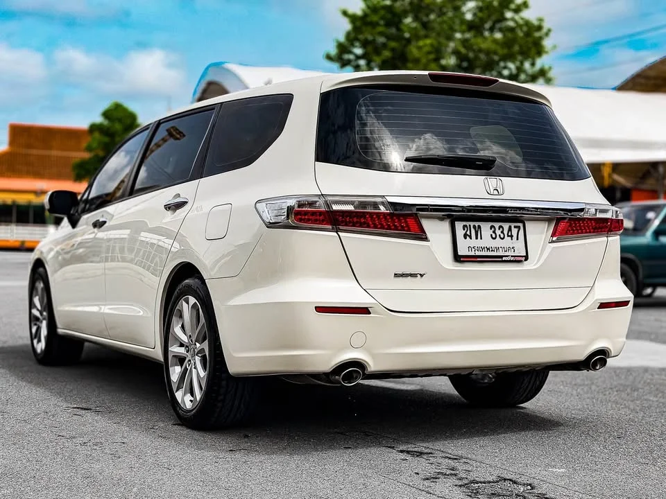 2012 Honda Odyssey IV 3