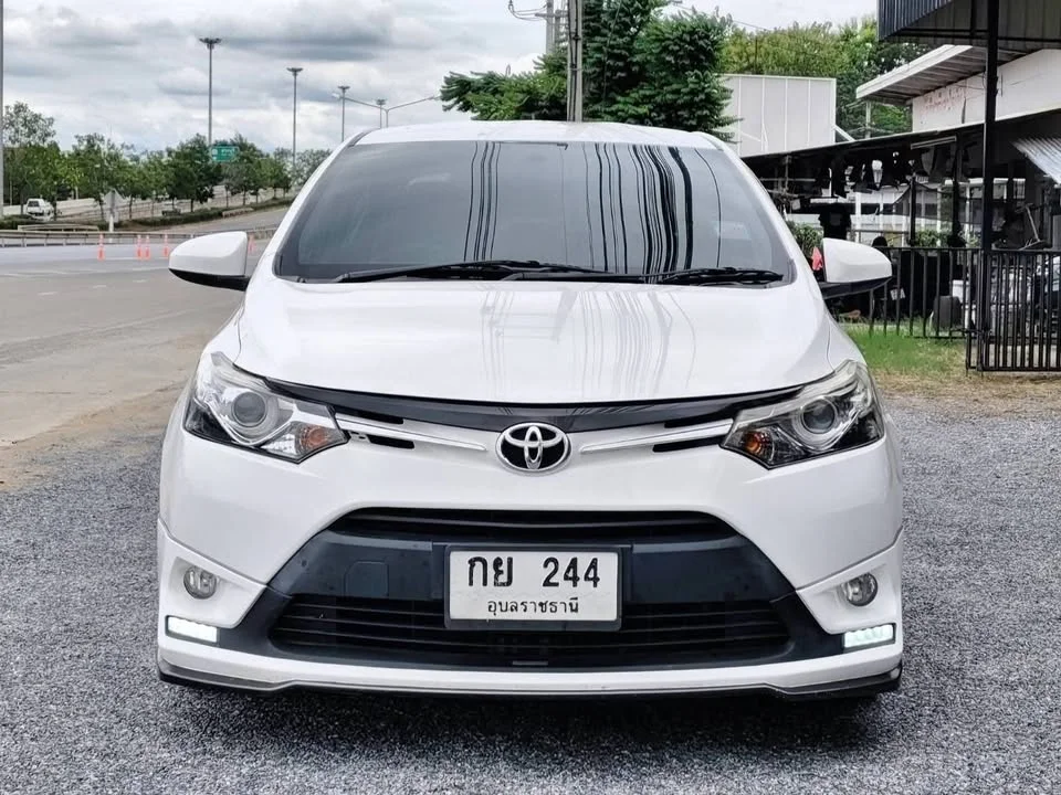 2015 Toyota Vios III 2
