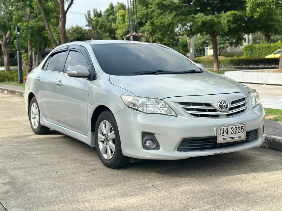 2010 Toyota Corolla Altis X (E140) 2
