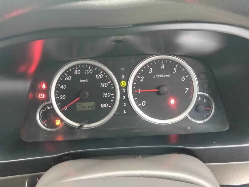 2010 Toyota Avanza I 3