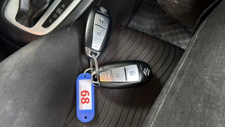 2013 Suzuki Swift II 2