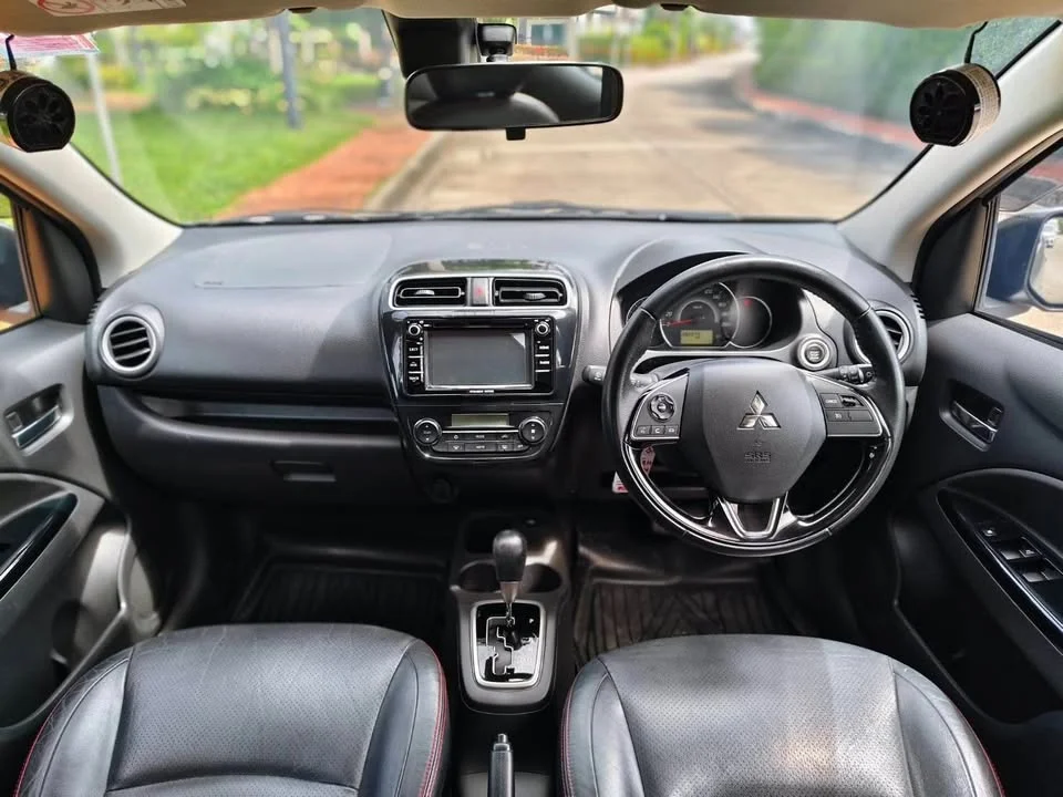 2019 Mitsubishi Mirage VI 3